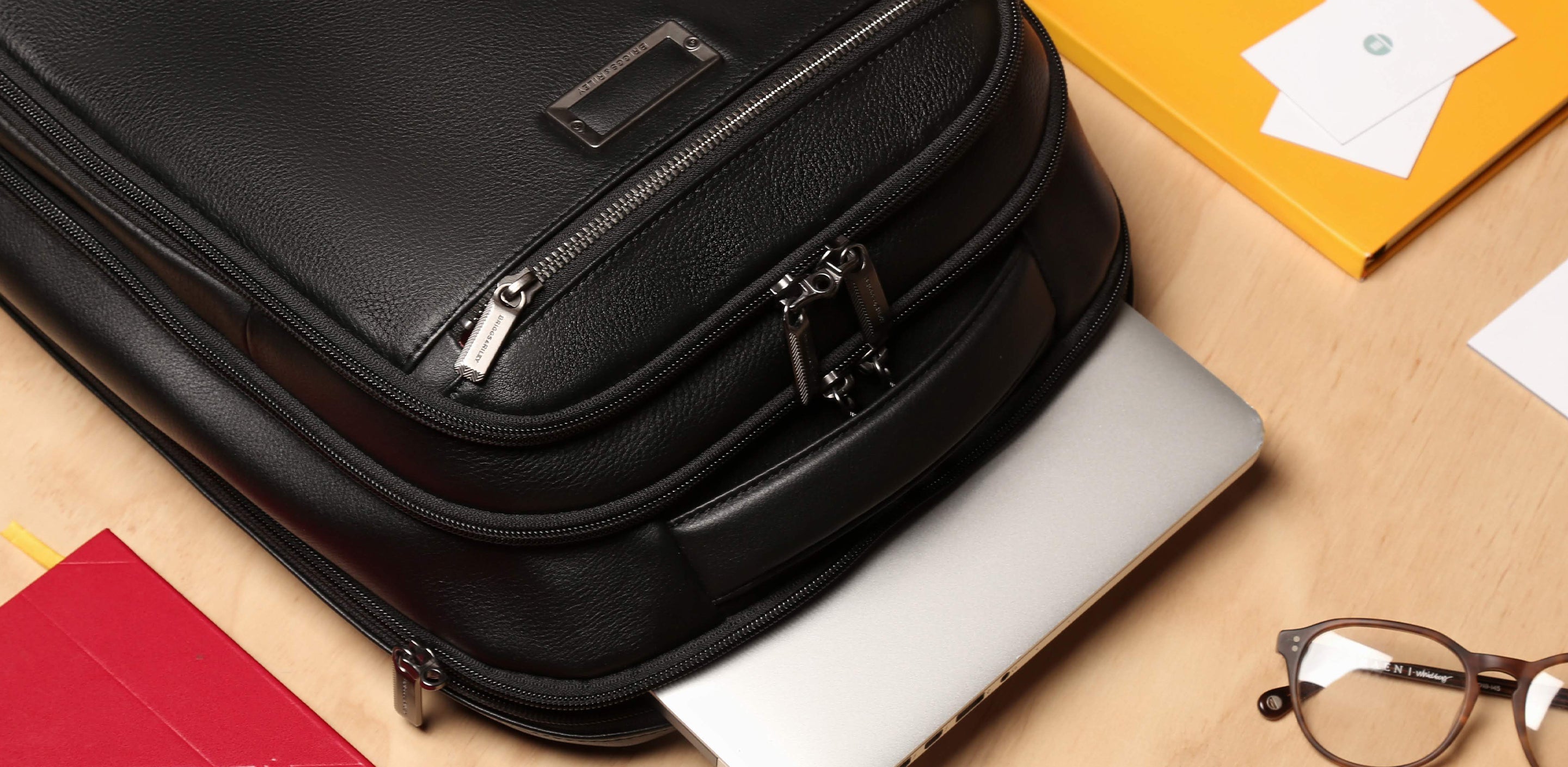 How to Measure Your Laptop or Tablet for Traveling