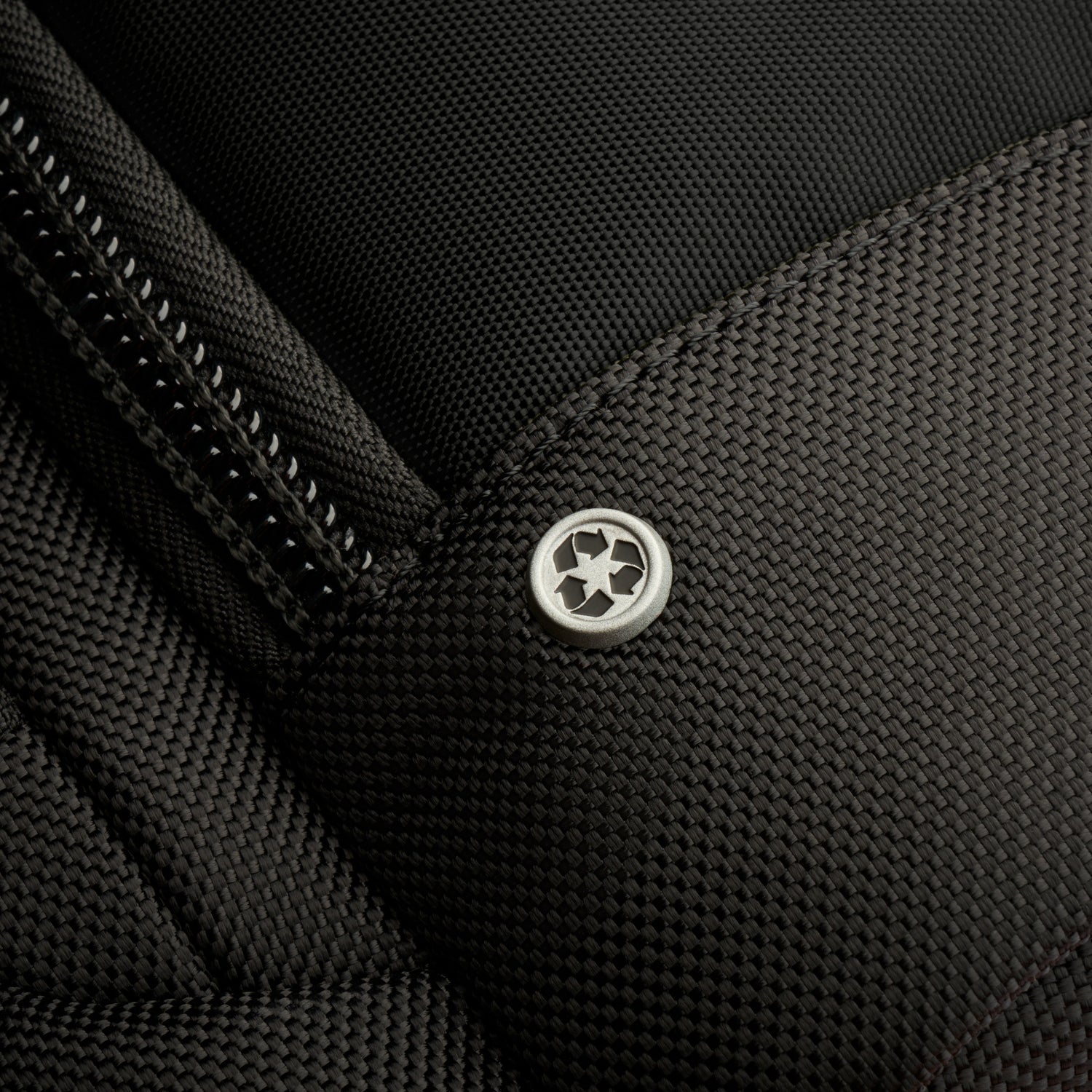Briggs &amp; Riley Medium Cargo Backpack Black Recycled Close-up