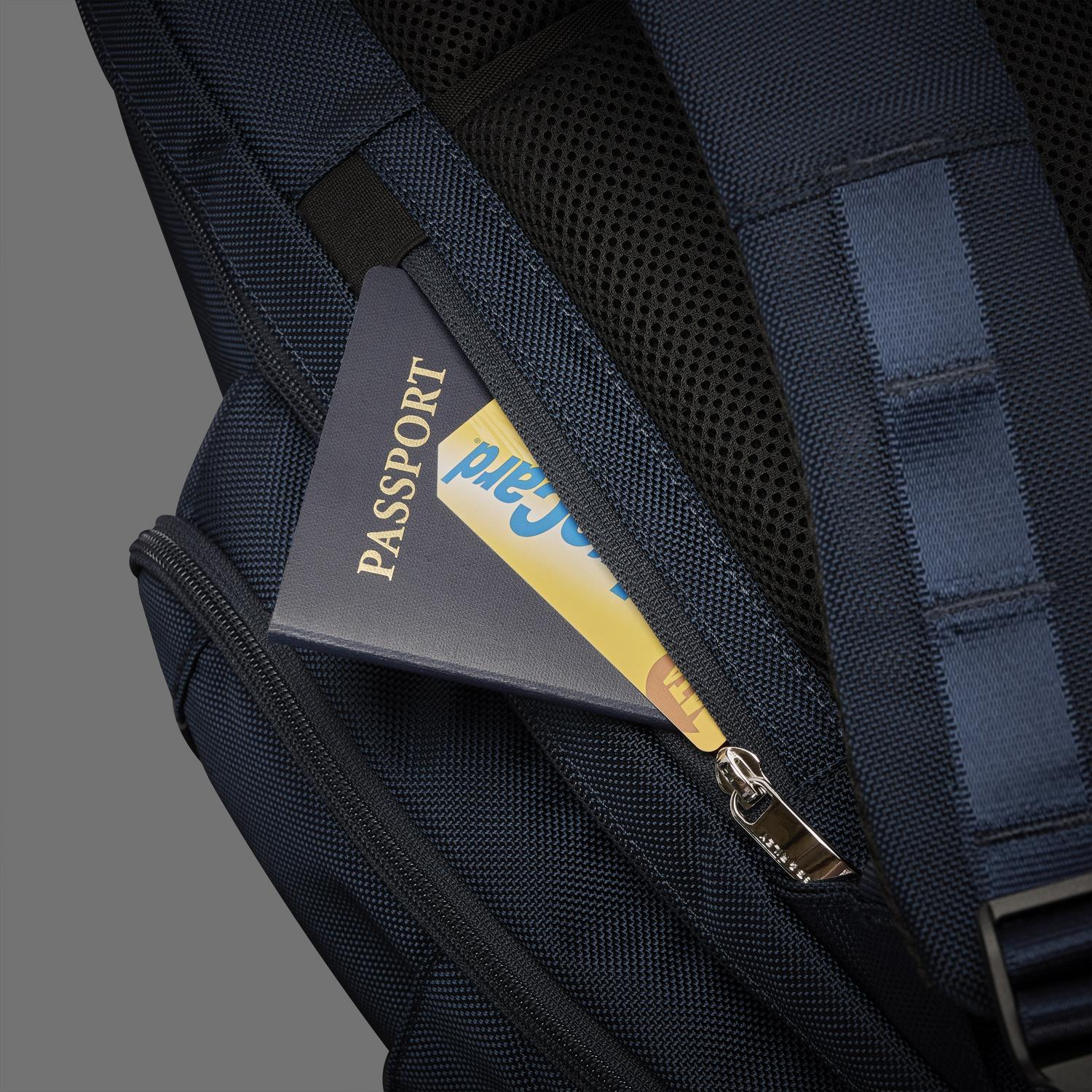 Briggs and Riley Traveler Backpack