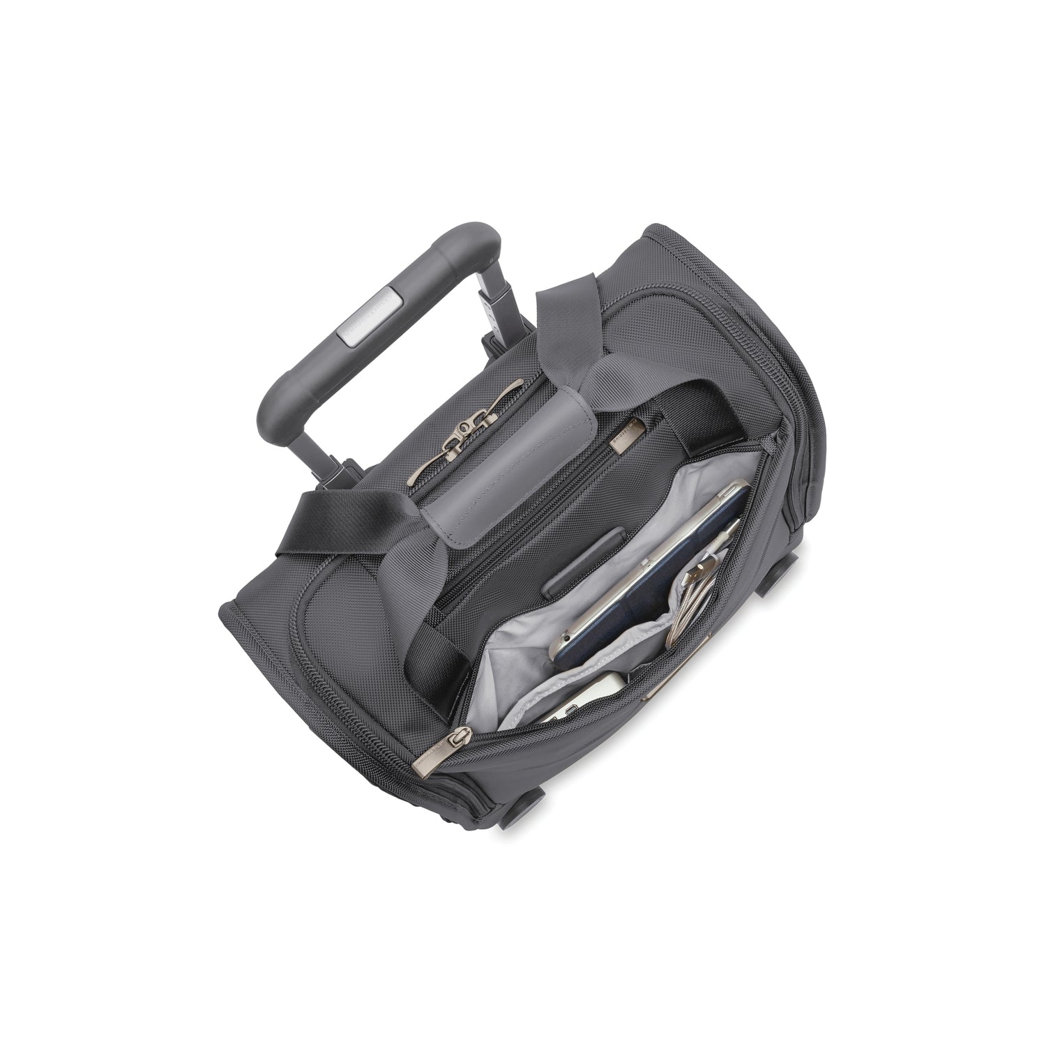 Briggs and Riley Baseline Cabin Spinner