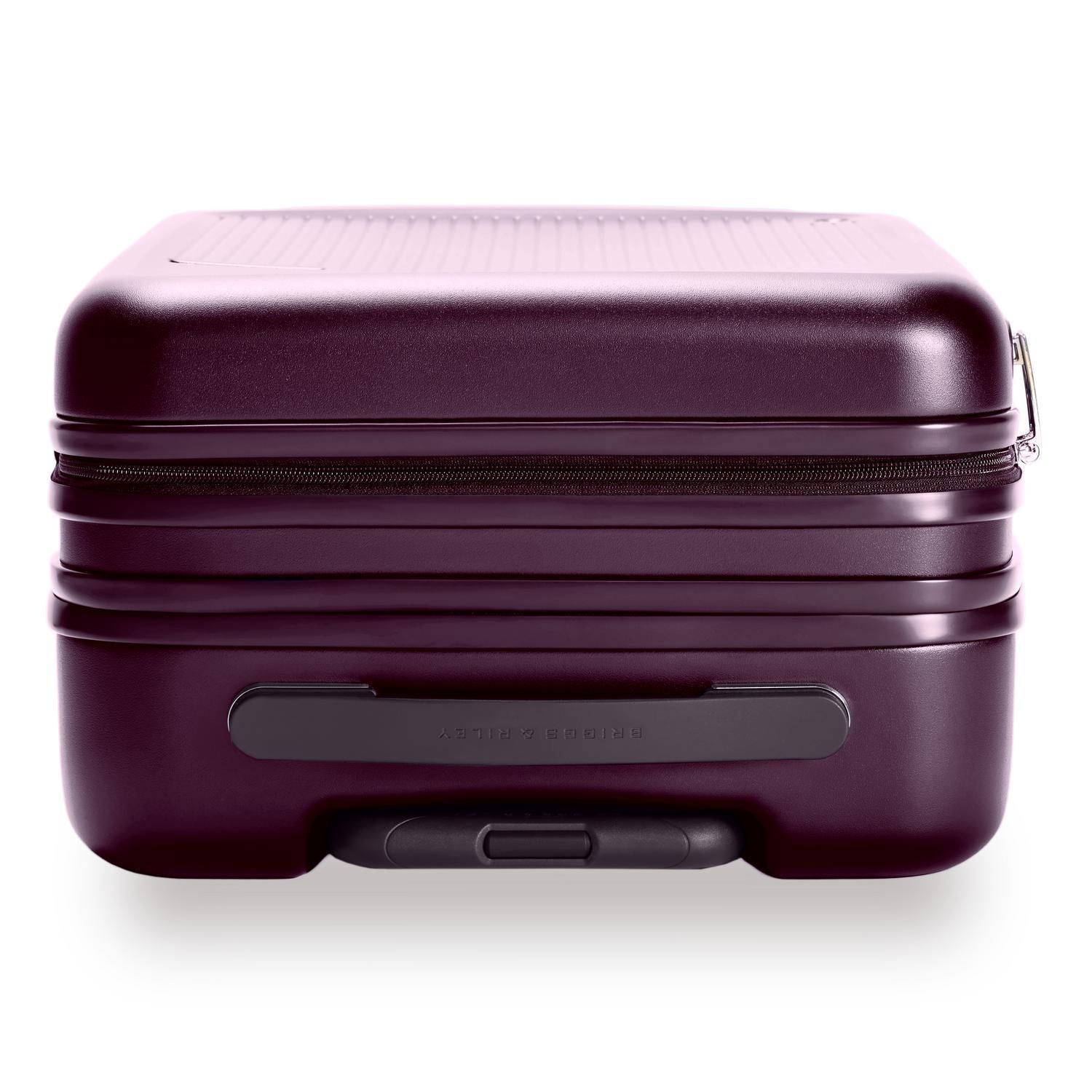 Global 21 inch Carry-on Expandable Spinner