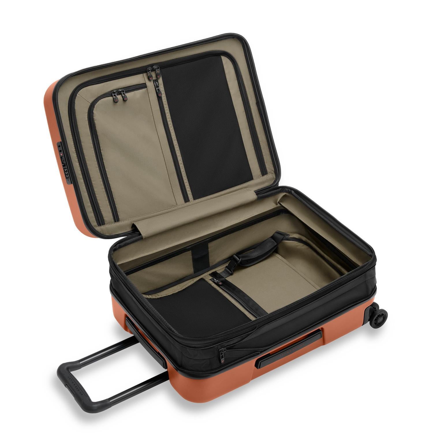 Global 21“ Hardside Carry-On Expandable Spinner