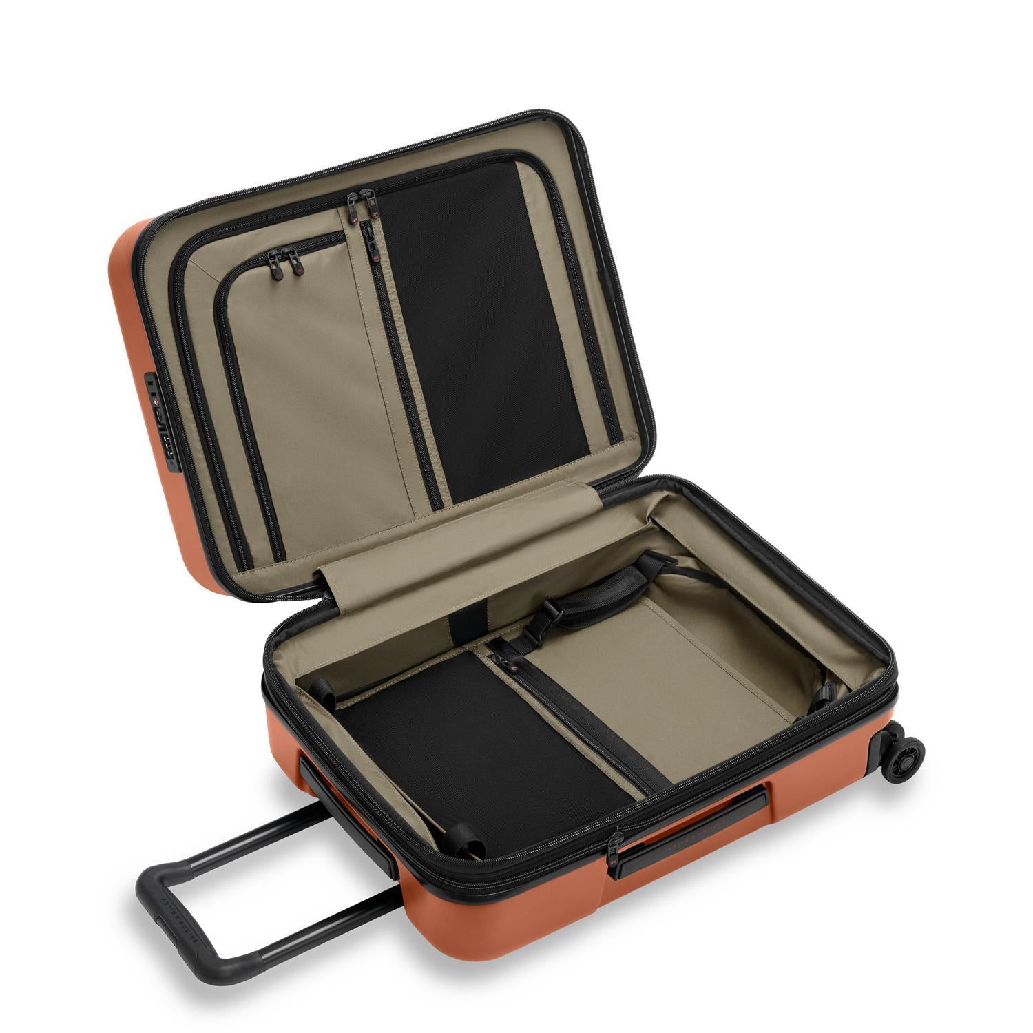 Global 21“ Hardside Carry-On Expandable Spinner