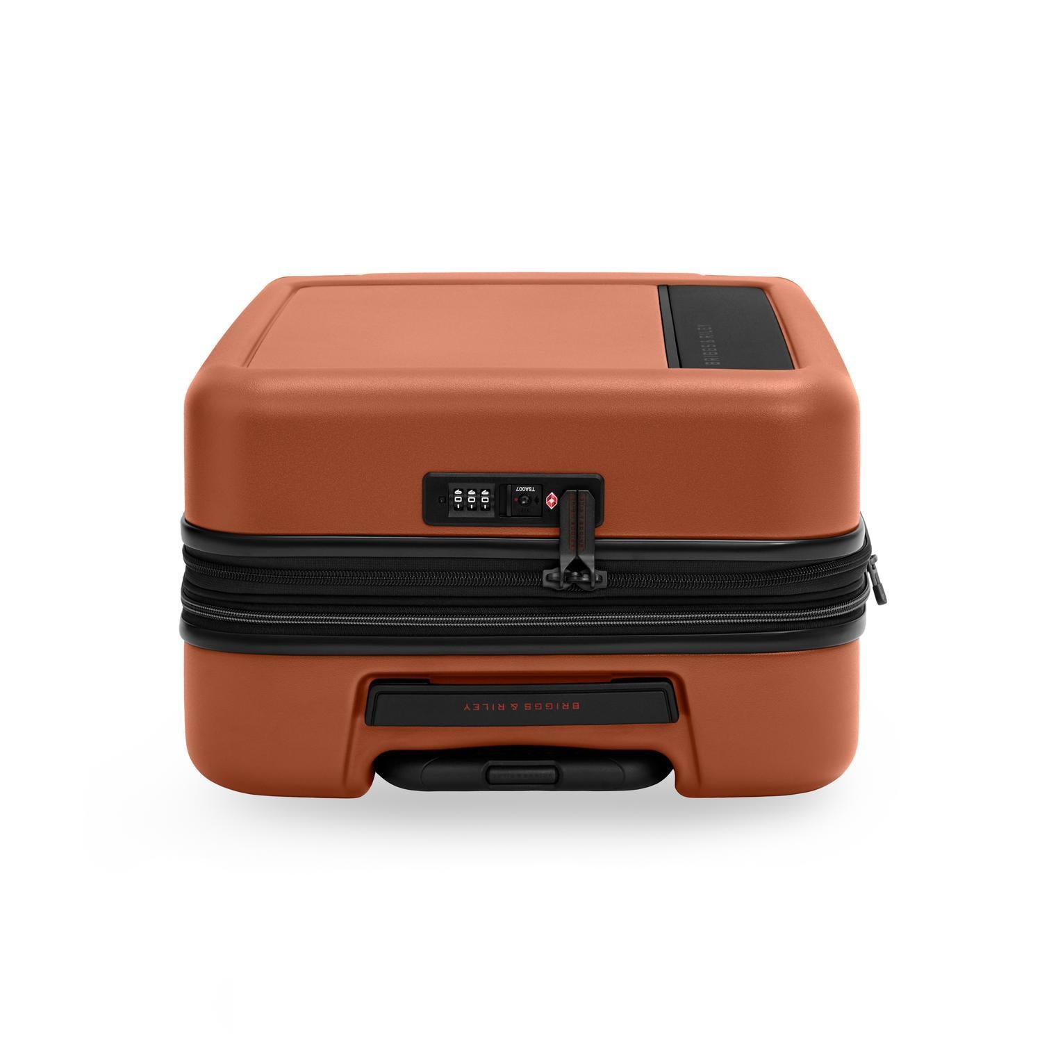 Global 21“ Hardside Carry-On Expandable Spinner