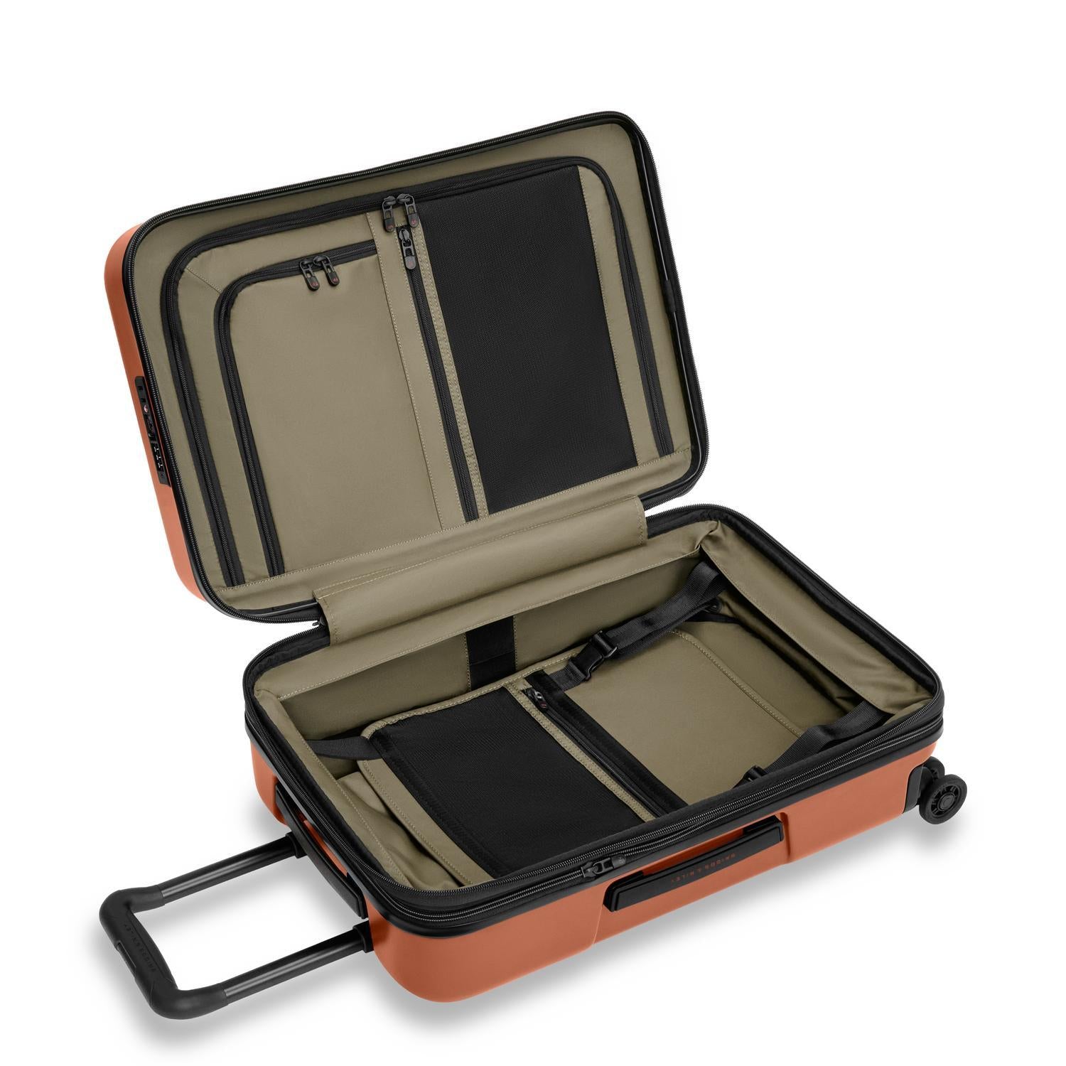 Essential 22“ Hardside Carry-On Expandable Spinner