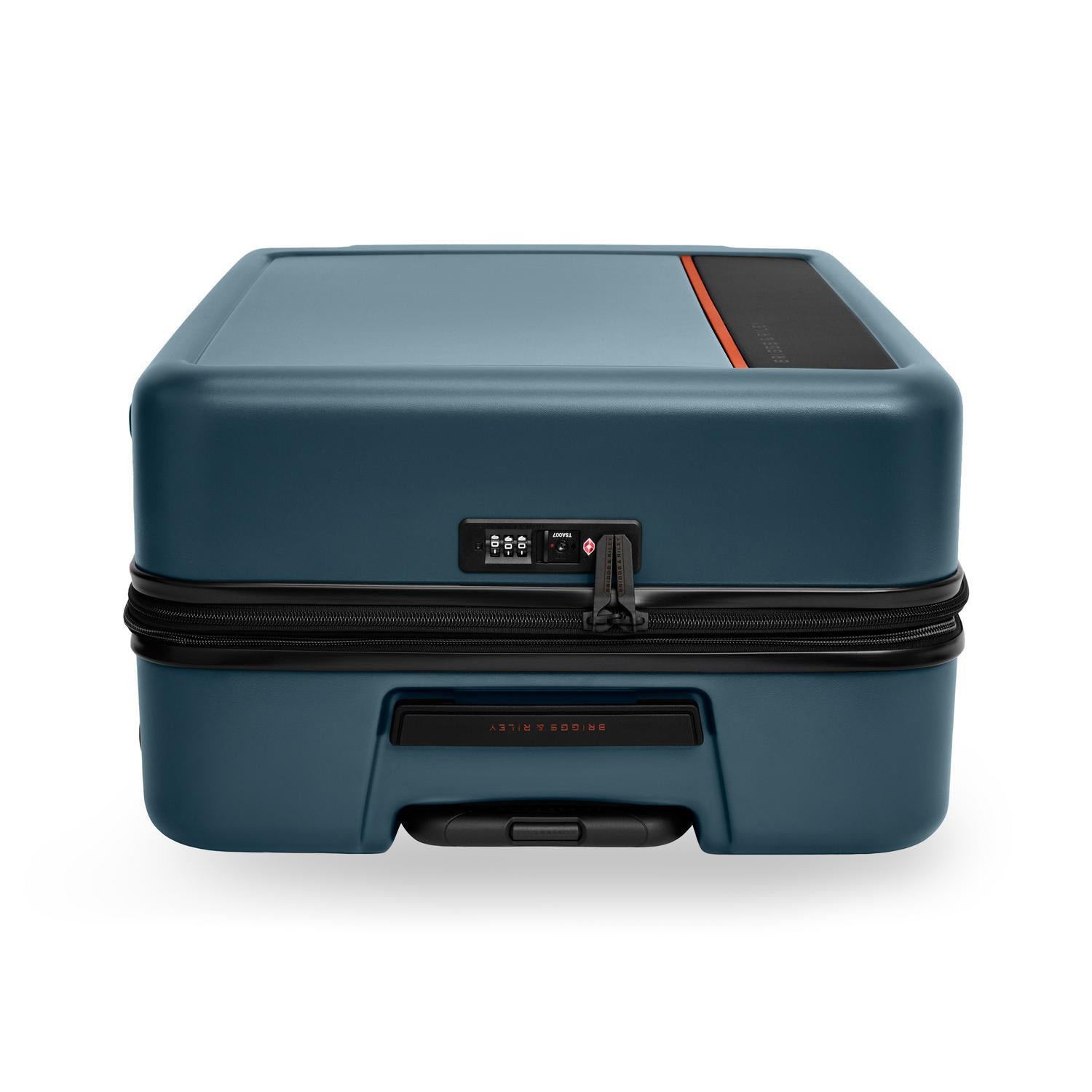 Medium 27” Hardside Expandable Spinner