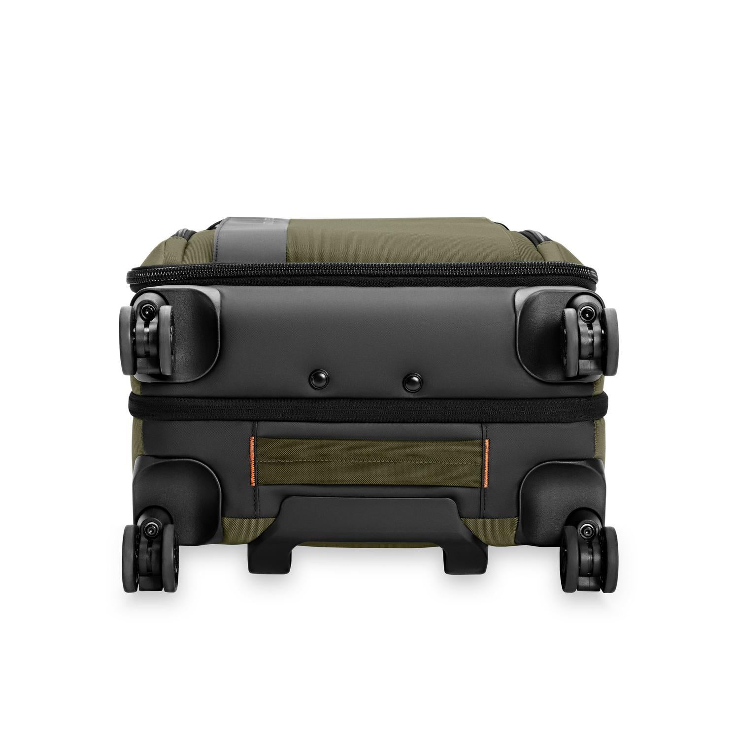 ZDX Essential 22" Carry-On Expandable Spinner