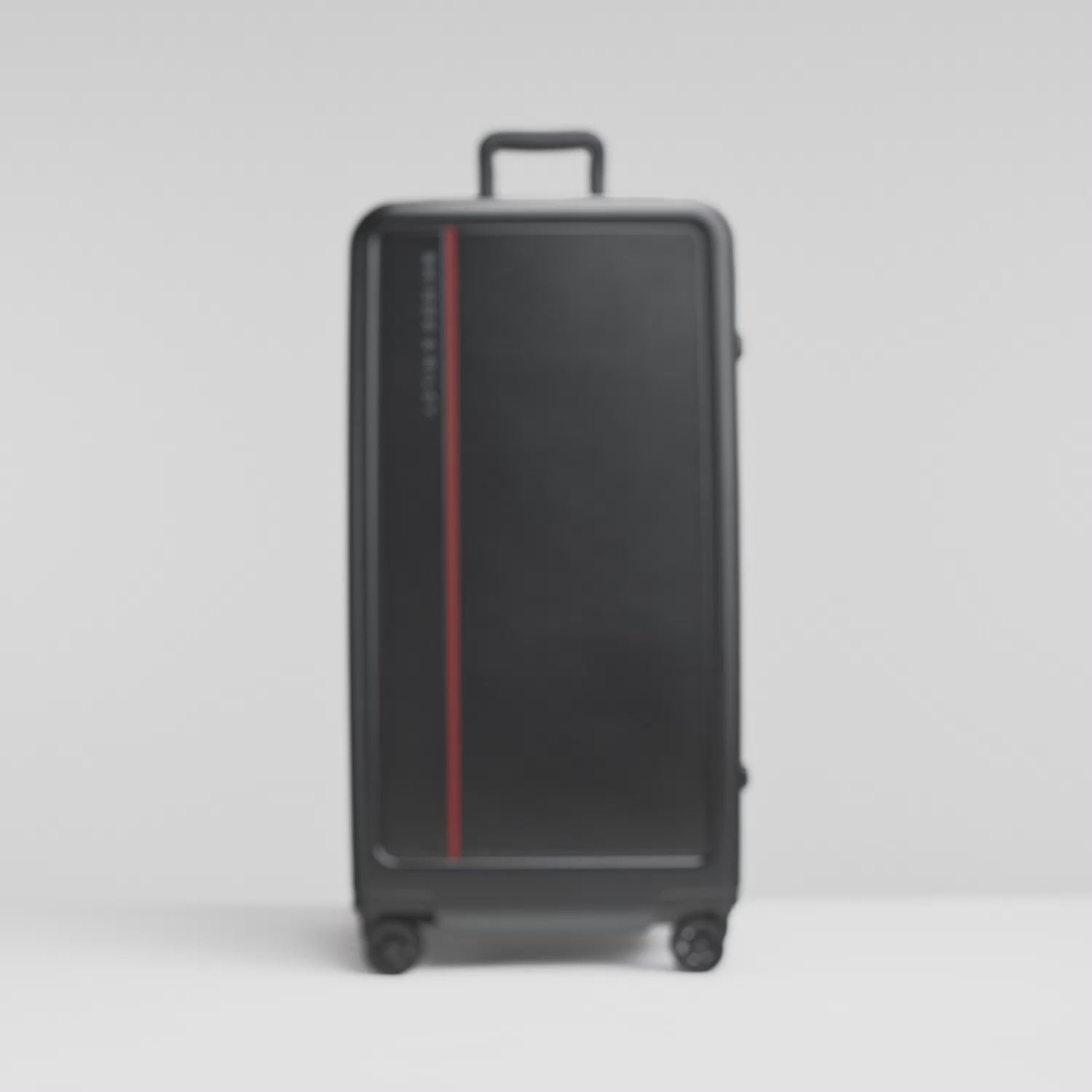 Extra Large 32“ Hardside Trunk Spinner
