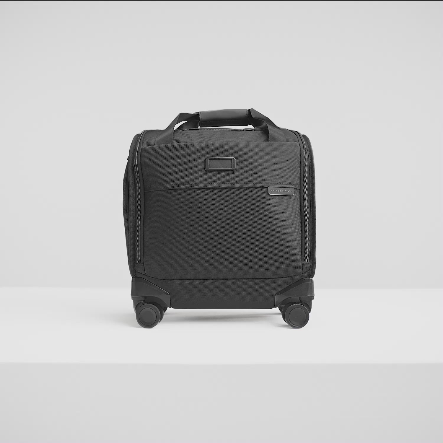 Briggs and Riley Cabin Spinner Black