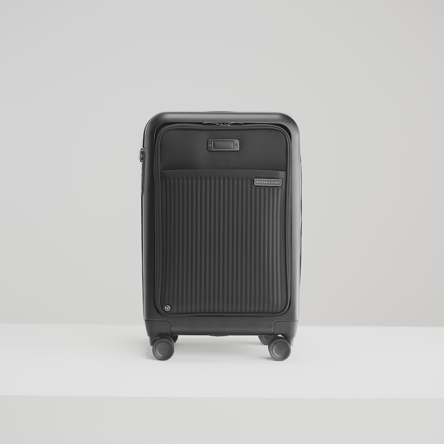 Essential Front Pocket Carry-On Expandable Spinner in Olive
