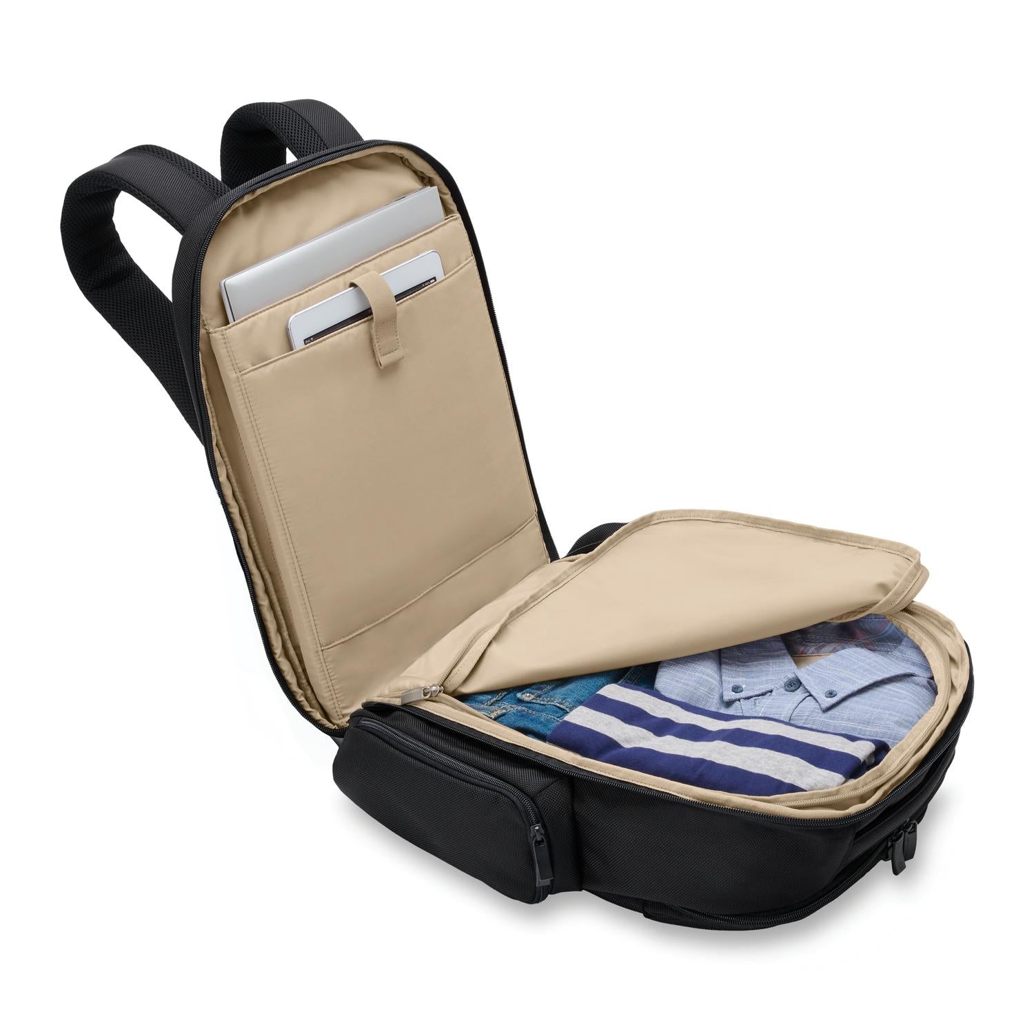 Briggs and Riley Traveler Backpack Black Open View