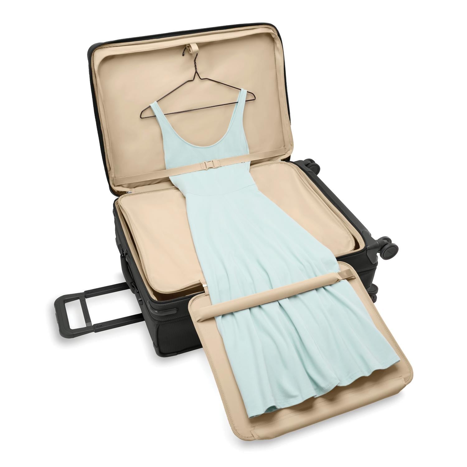 Briggs and Riley Large Expandable Spinner Black Open View