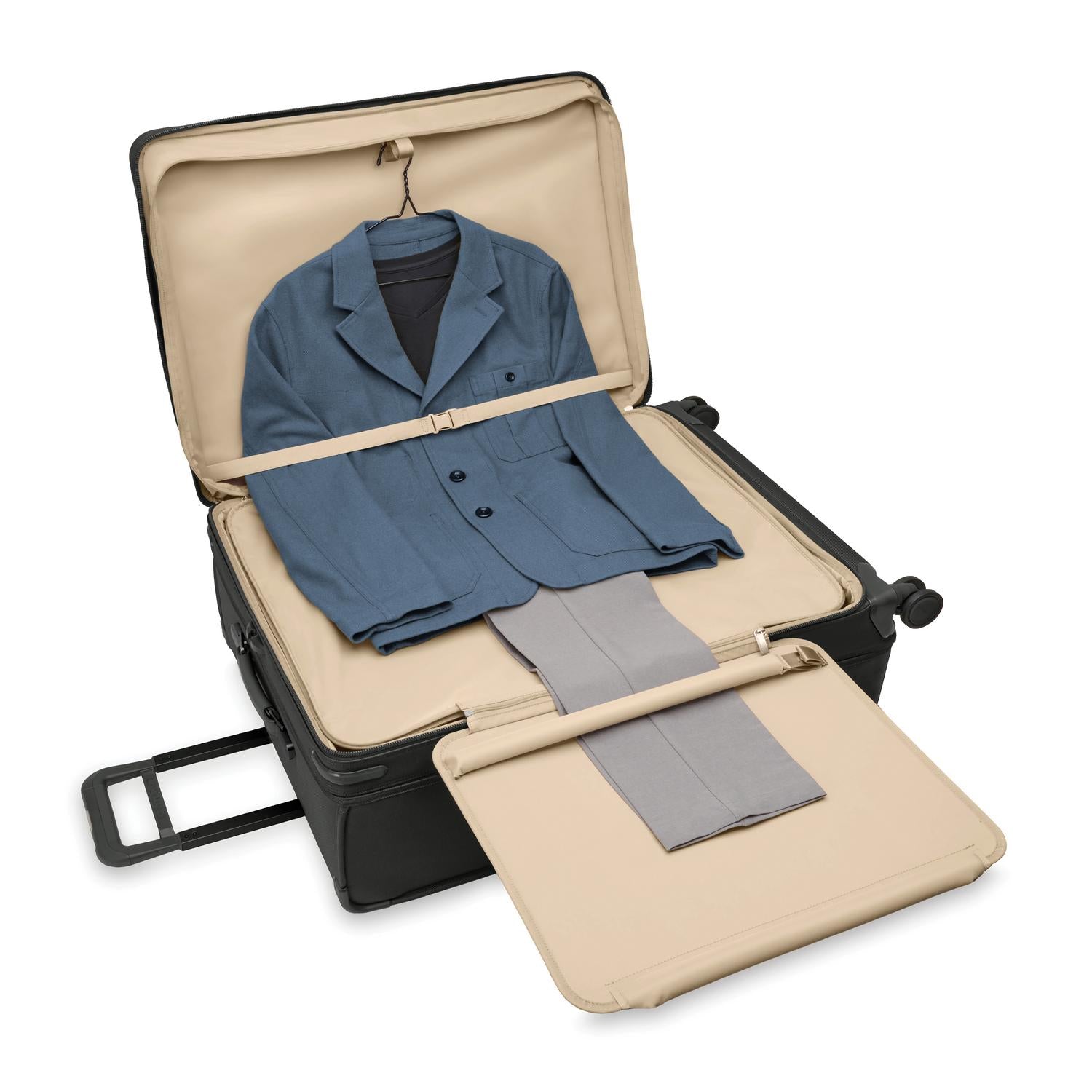 Briggs and Riley Extra Large Expandable Spinner Black Open View
